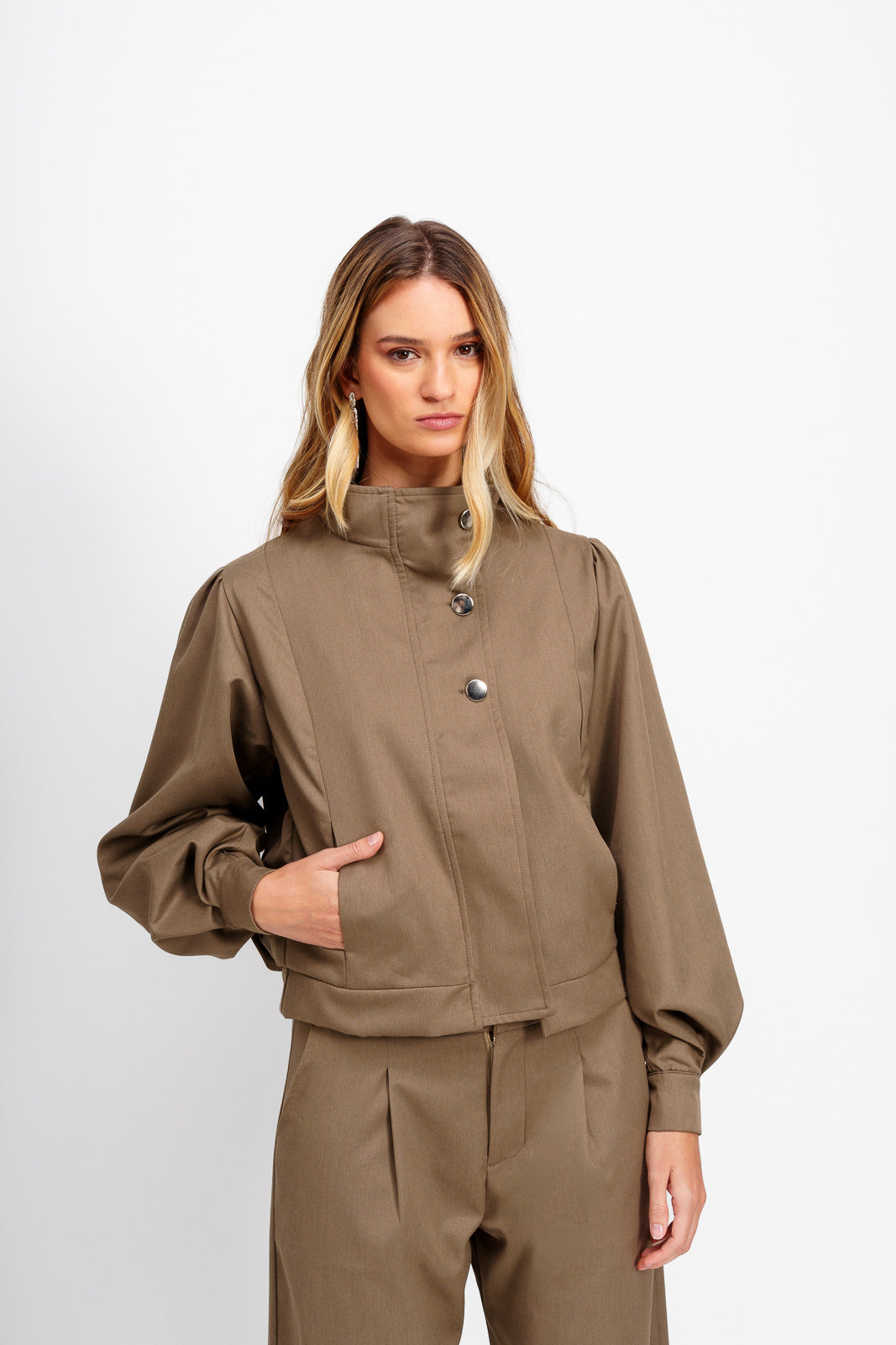 Bomber Forma Verde Musgo