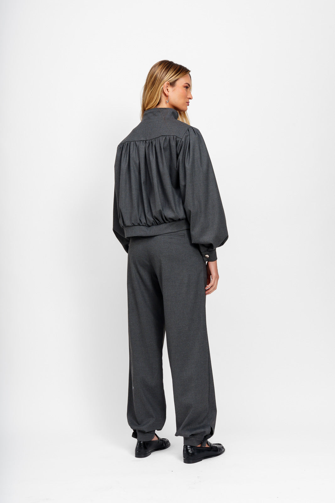 Pantalón Forma Gris