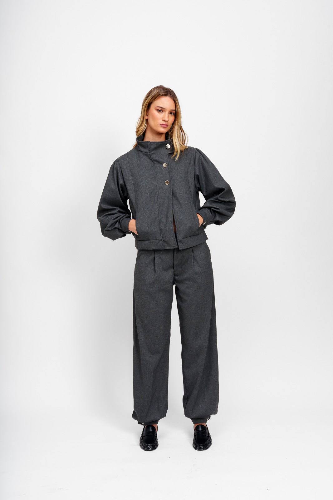 Pantalón Forma Gris